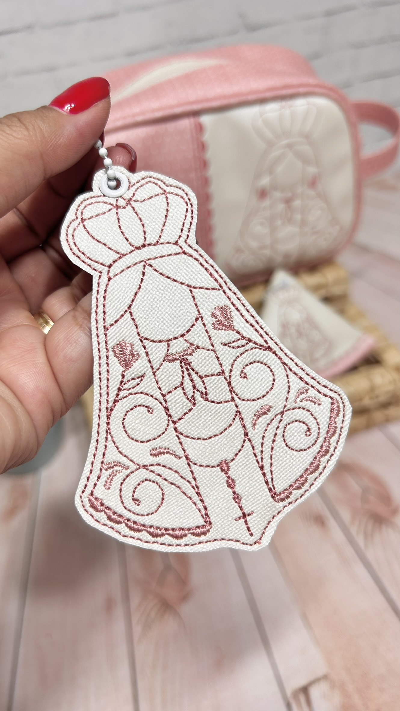 KIT Devocional Nossa Senhora Poá Coral - Imagem 4
